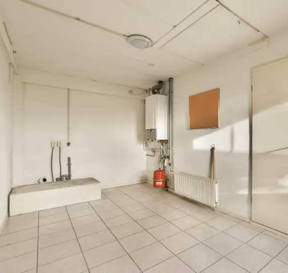 Professional wet room refurbishment by We Fix Plumbing. Trust our experts for expert service in London.