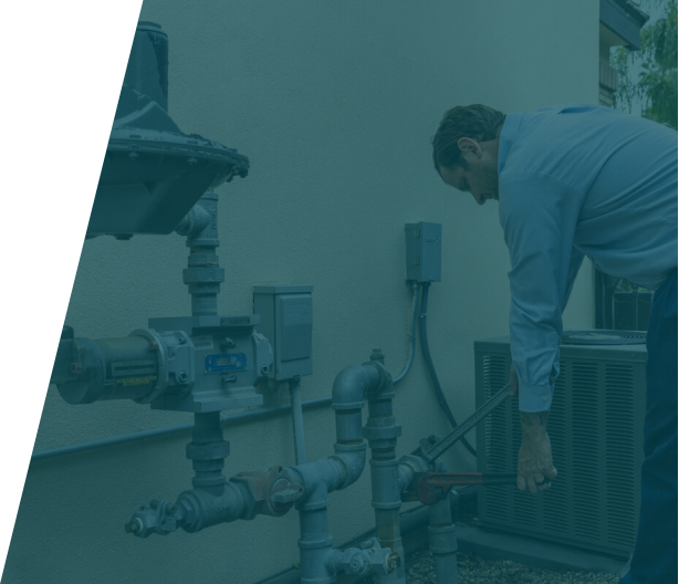 Group 39 (6) Skilled technicians conducting gas leakage repair services in a London home, prioritizing safety and efficiency.